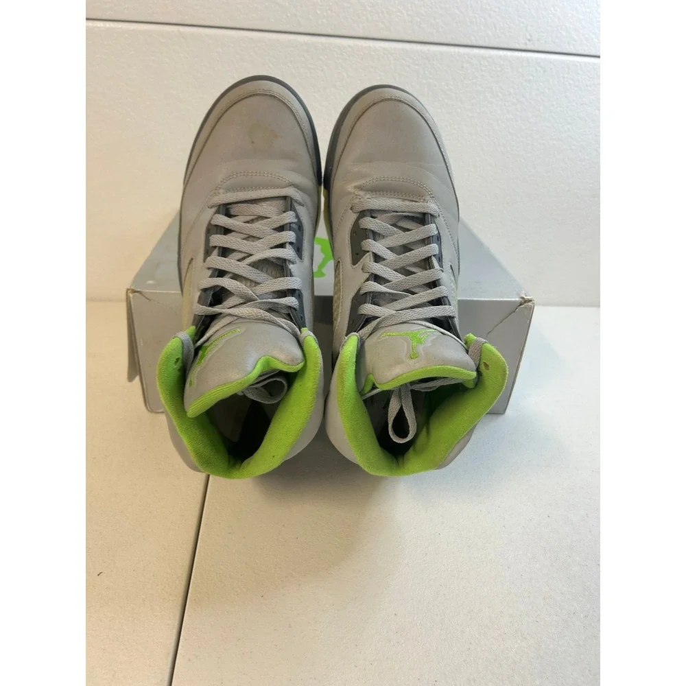 Air Jordan 5 Retro Green Bean 2022 Silver Grey Mens Size 11.5 #2467